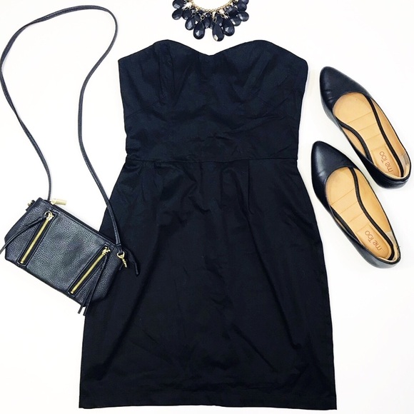 H&M Dresses & Skirts - NWOT [H&M] Strapless Cocktail Dress